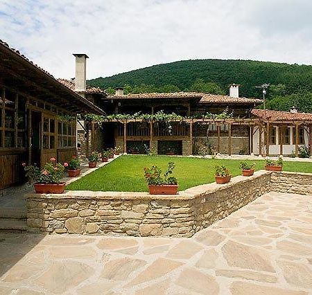 The House With The Vine Guest House ジェラブナ エクステリア 写真