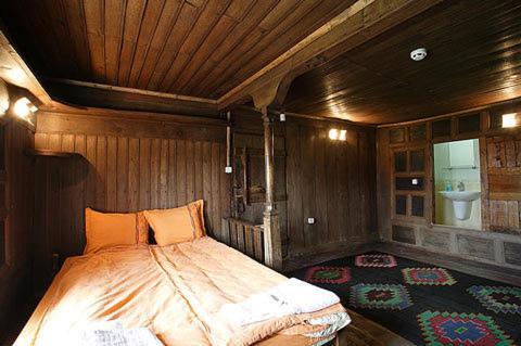 The House With The Vine Guest House ジェラブナ エクステリア 写真